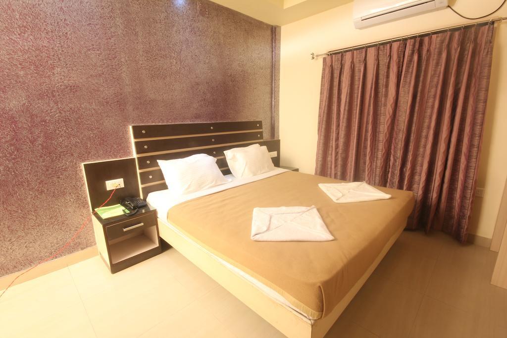 Urmee Hotel Bhubaneswar Ngoại thất bức ảnh