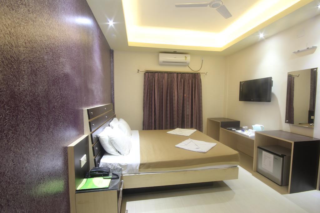 Urmee Hotel Bhubaneswar Ngoại thất bức ảnh